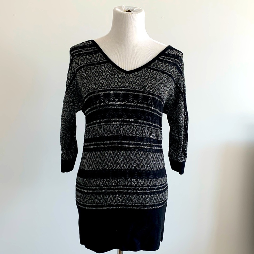 NWT. White House Black Market Top